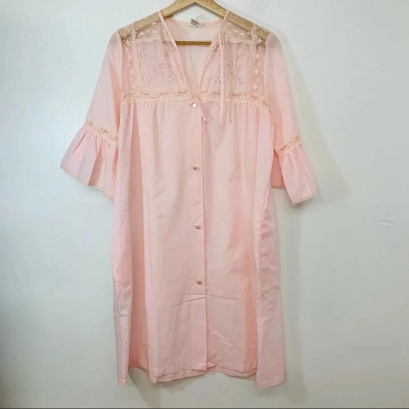 Intime  Nightgown Robe Small  Pastel Pink  Lace Embroidery Pockets Button Front - Picture 1 of 11